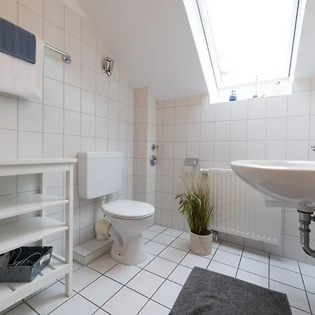 Lilli Marleen 7-15 *